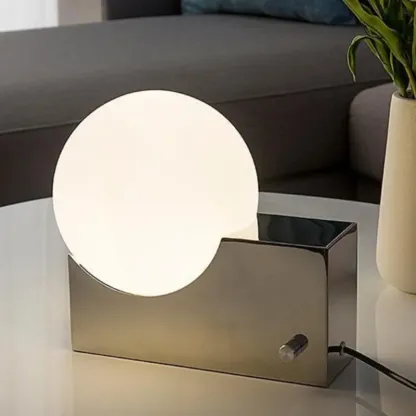 NeraSphere Table Lamp