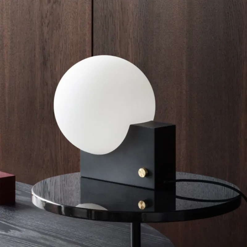 NeraSphere Table Lamp