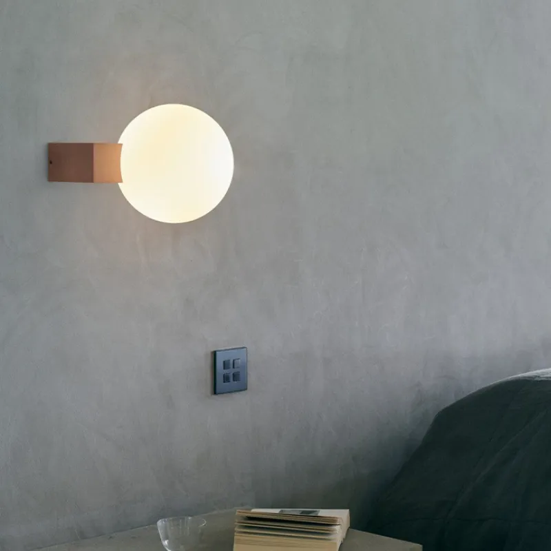 NeraSphere Wall Light