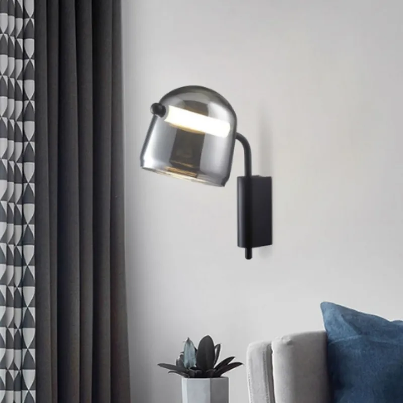 NoirHalo Wall Light