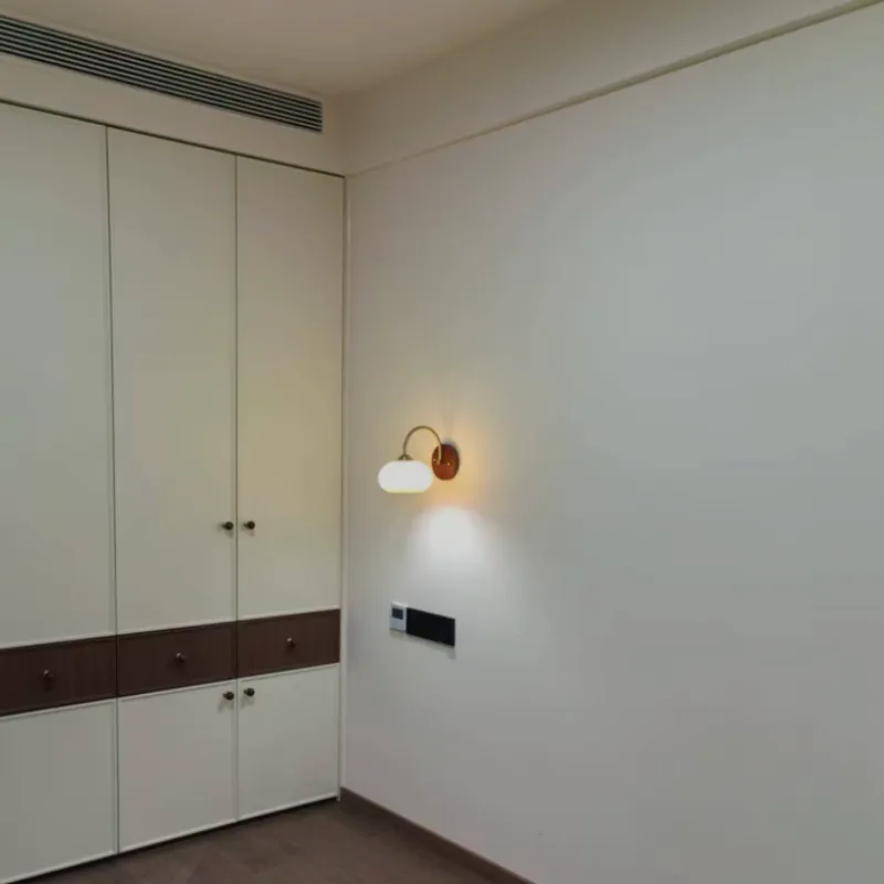NorviqueRound Wall Light