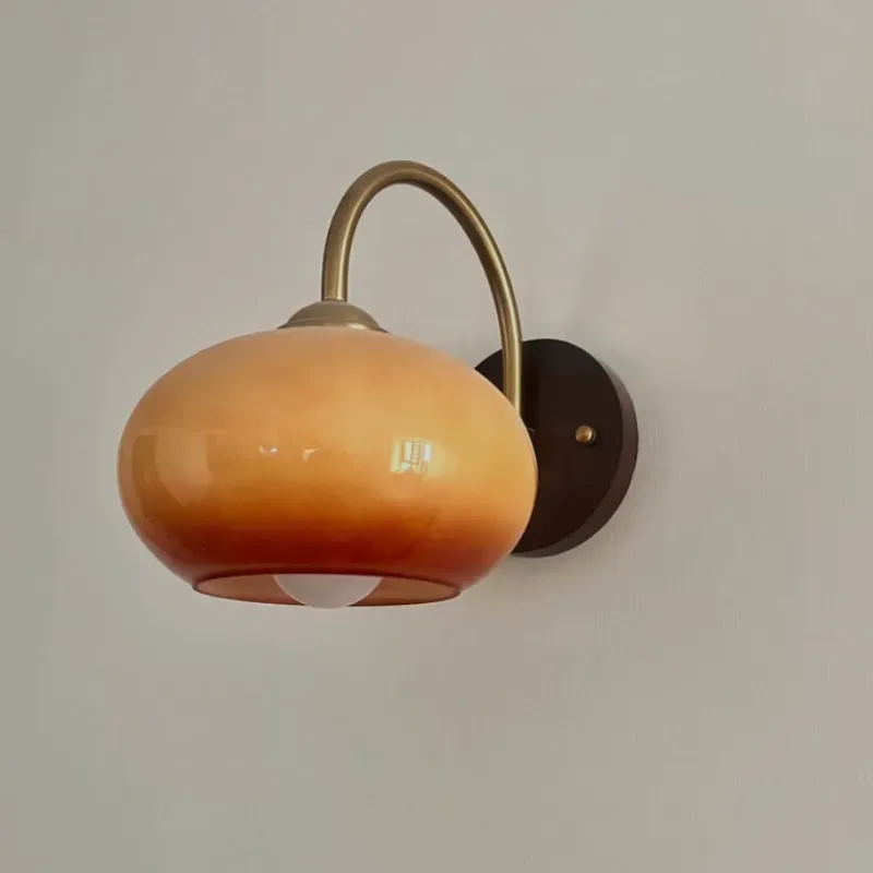 NorviqueRound Wall Light