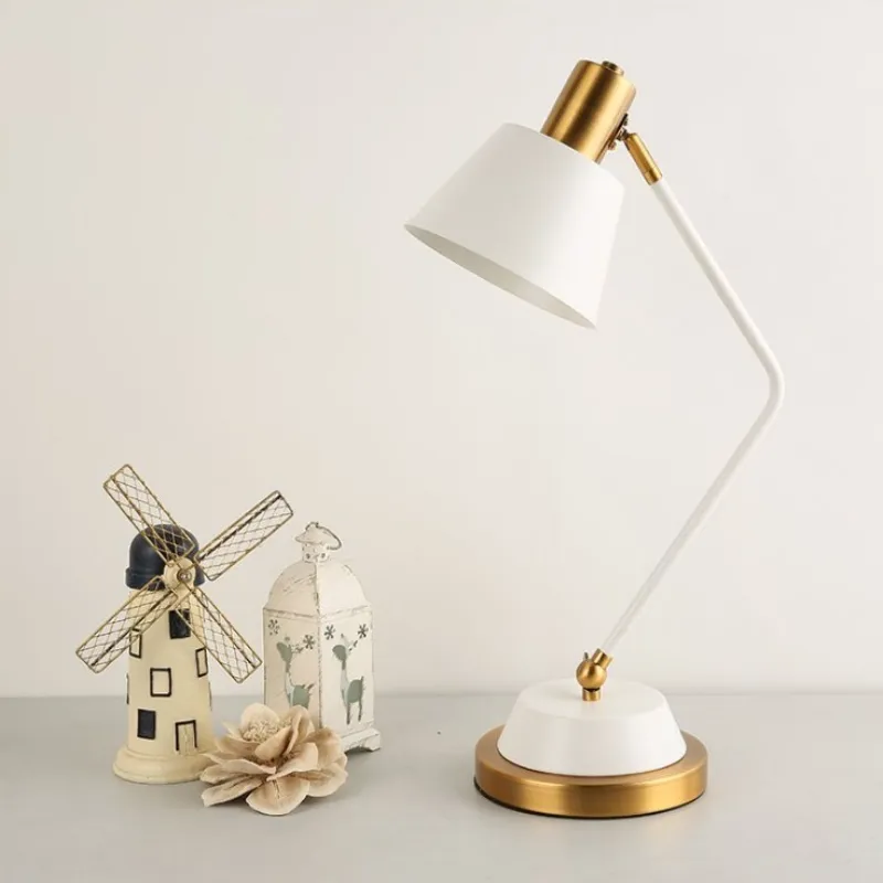 NottinghamClassic Table Lamp