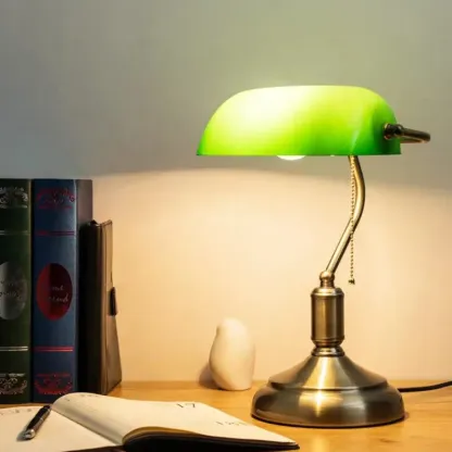 OlivinRetro Table Lamp
