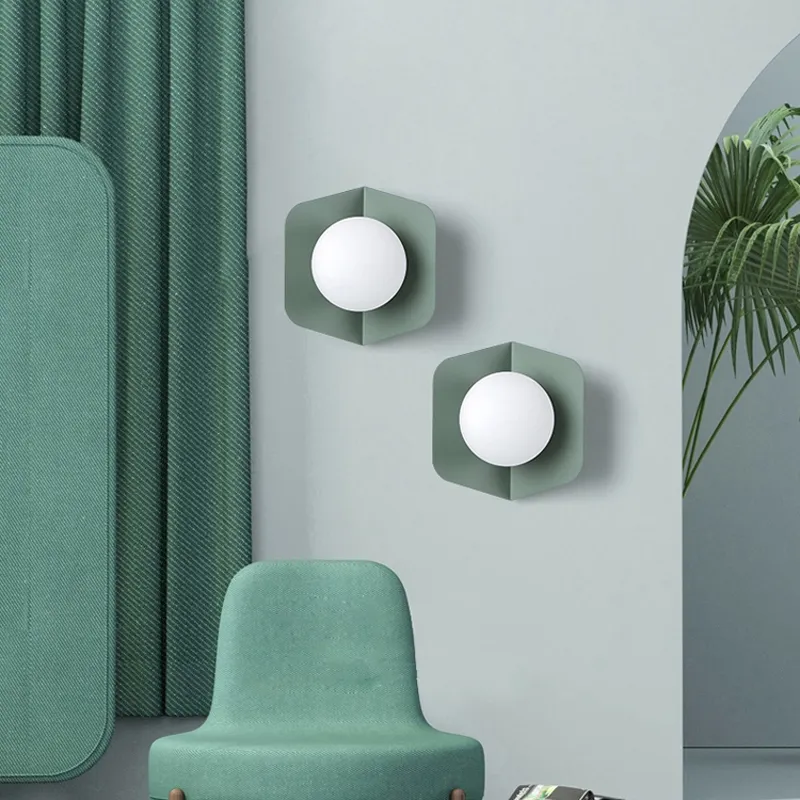 PearlynMod Wall Light