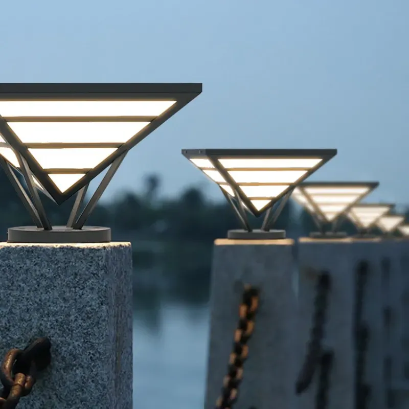 PenelopeDiamond Outdoor Step Light