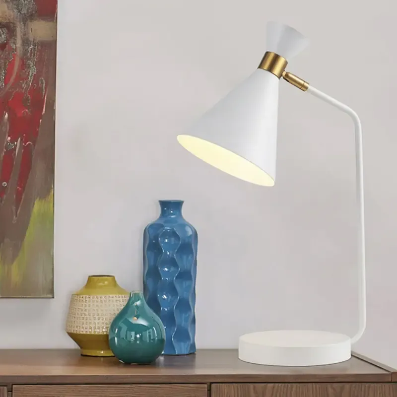 PixerCone Table Lamp