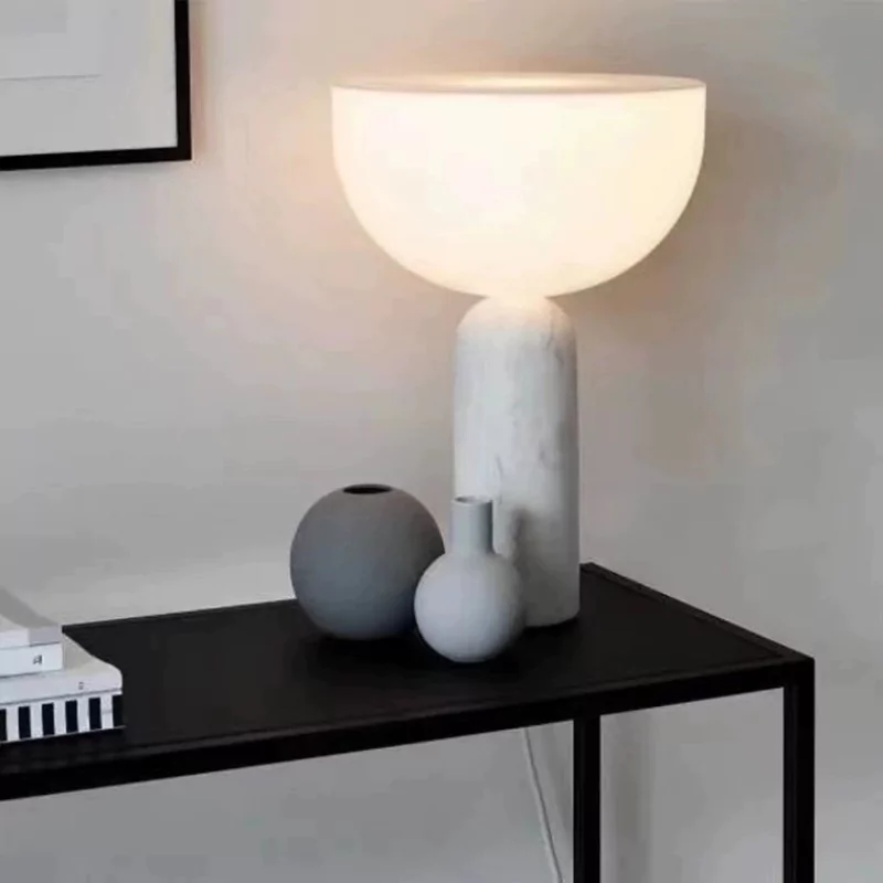RadiantPillar Table Lamp