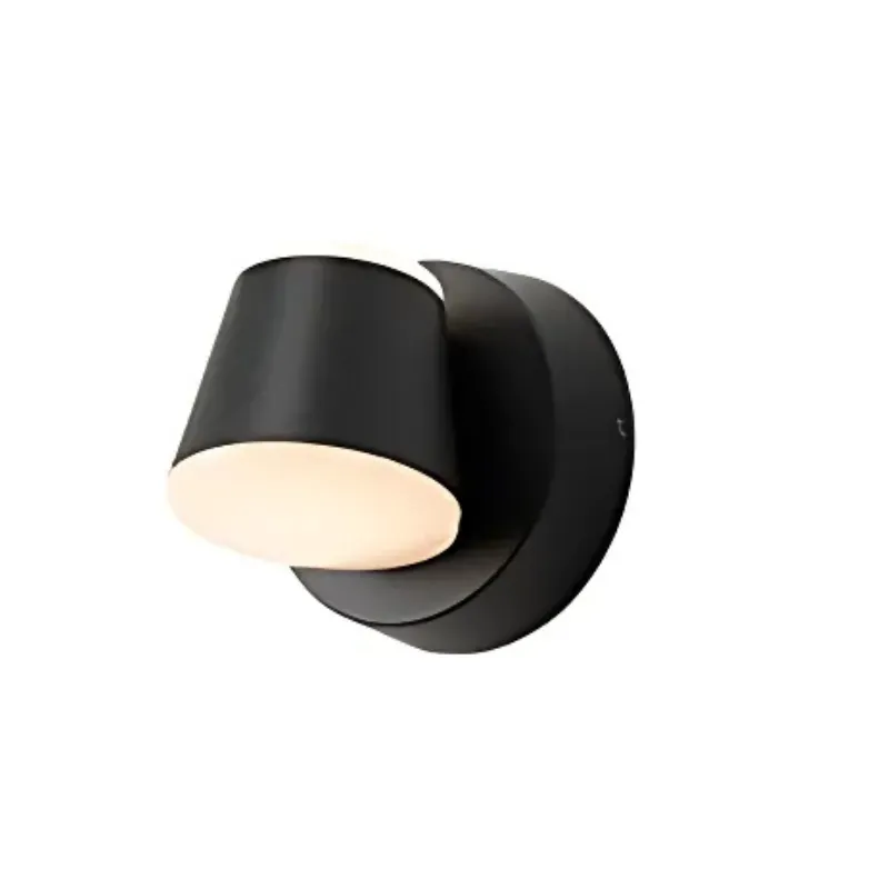 ReikaTurn Outdoor Wall Light
