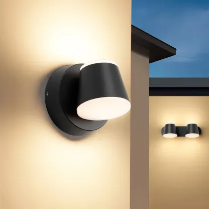 ReikaTurn Outdoor Wall Light