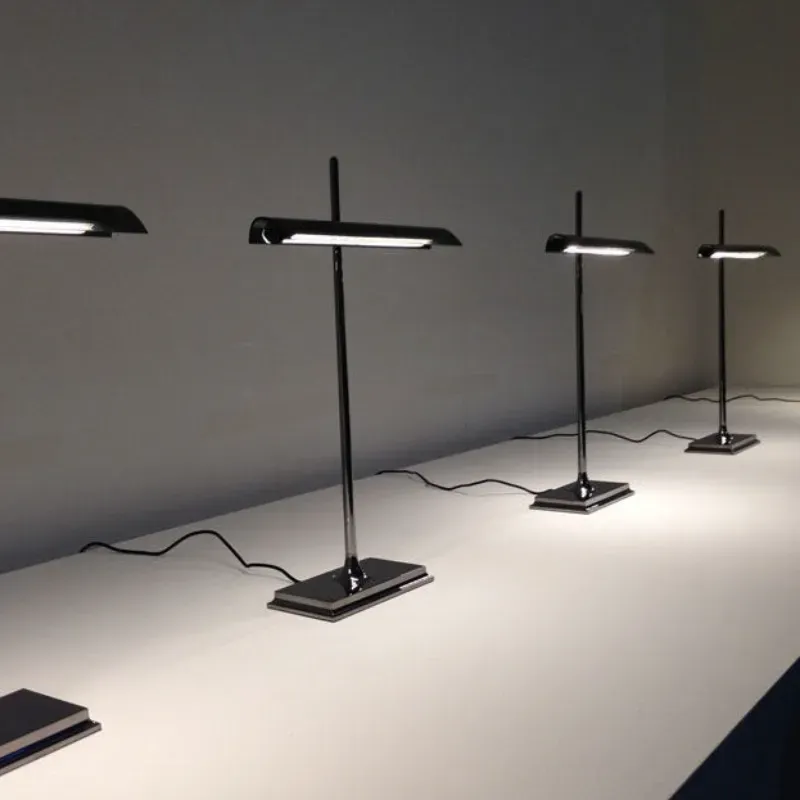 RomaLoom Table Lamp