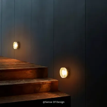 RunaSheer Wall Light