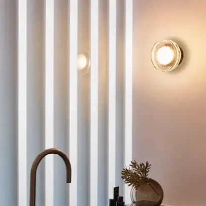 RunaSheer Wall Light