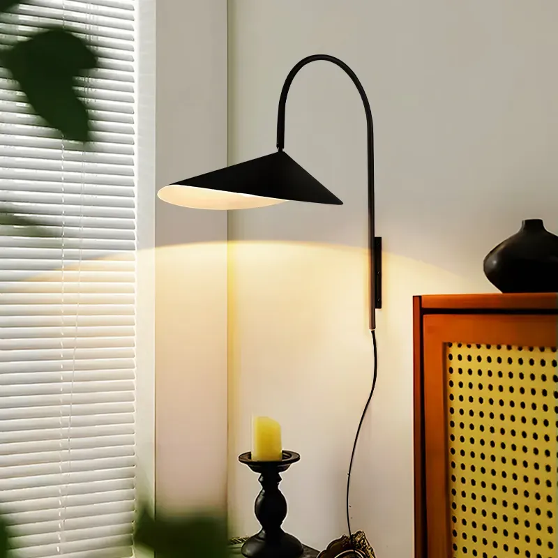 SalerneDanish Wall Light