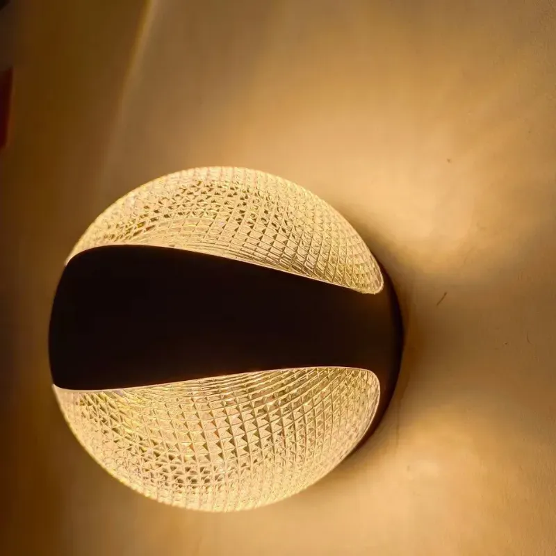 SigridOrb Outdoor Wall Light
