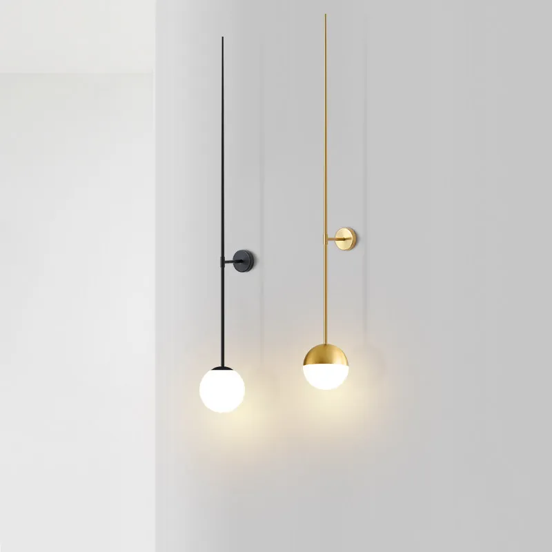 SilviqueGlow Wall Light