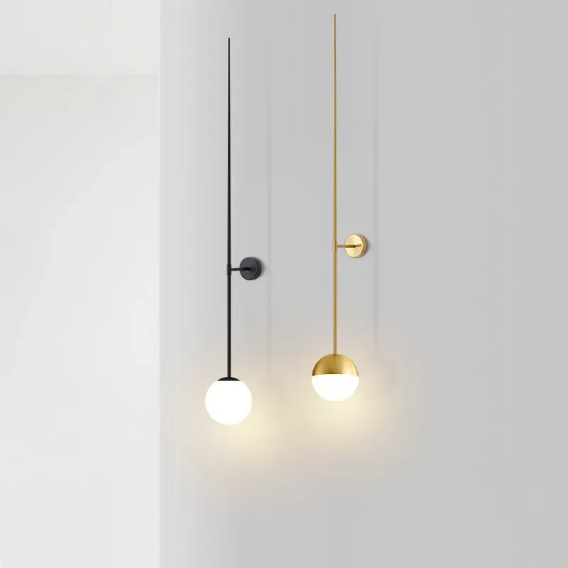 SilviqueGlow Wall Light