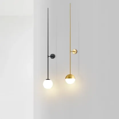 SilviqueGlow Wall Light