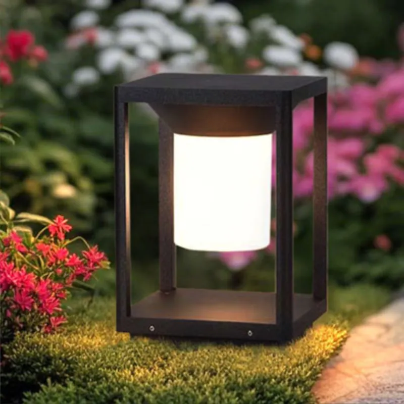SkyeColumn Outdoor Light
