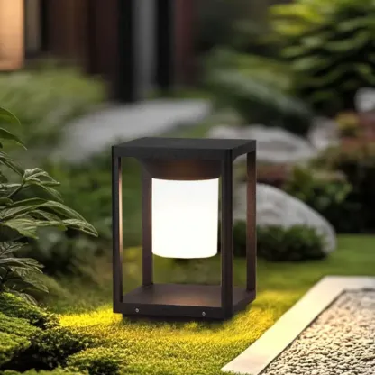 SkyeColumn Outdoor Light