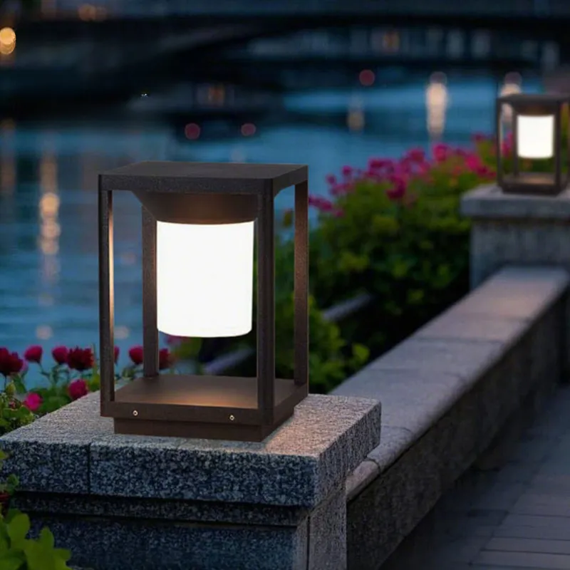 SkyeColumn Outdoor Light