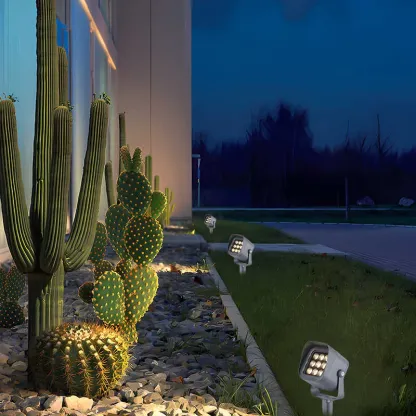 SolaceTrail Outdoor Spotlight