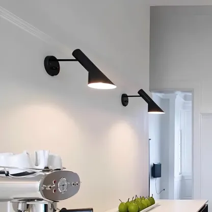 SolusEdge Wall Light