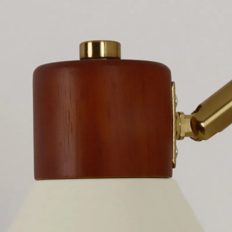 SparkLuxe Wall Light