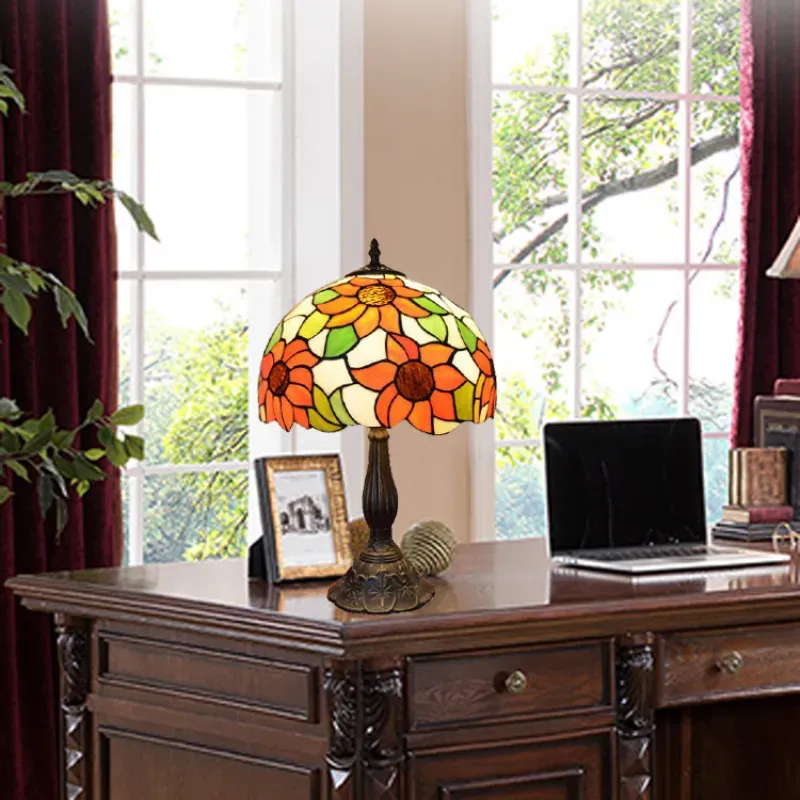 SunflowerGlass Table Lamp