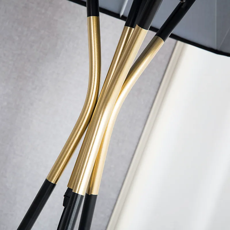 SveaGeometric Floor Lamp