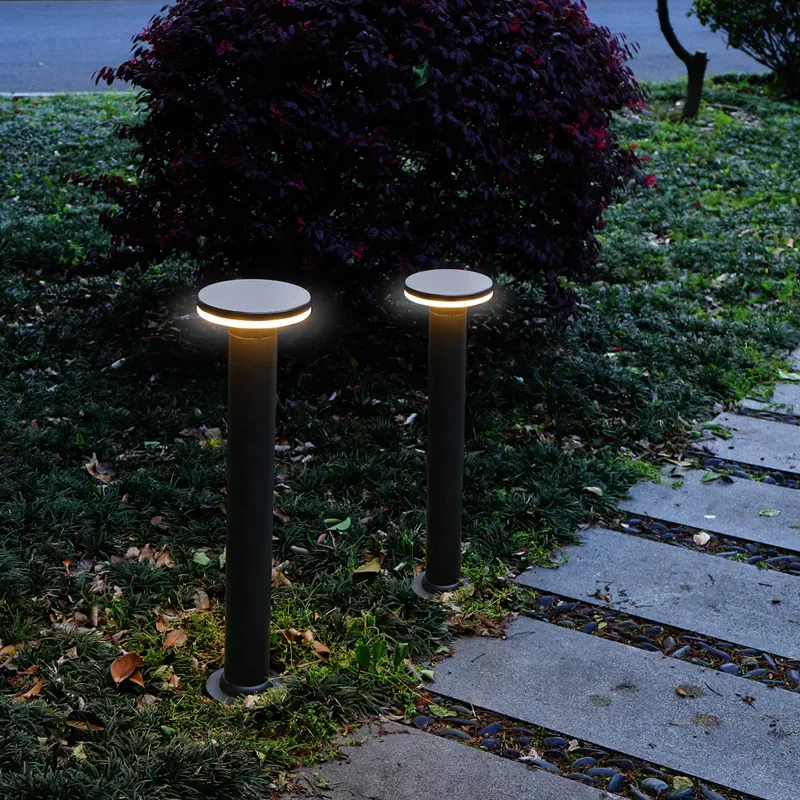TarynStanding Outdoor Bollard