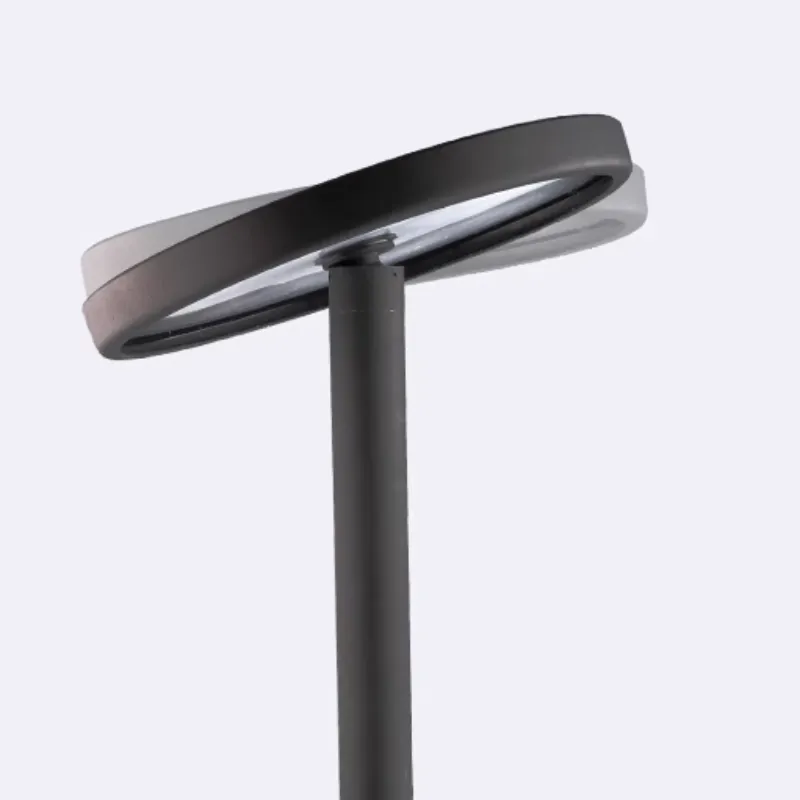 TippyTextured Outdoor Light