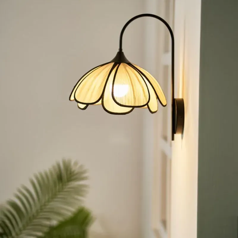 TulipaGrace Wall Light
