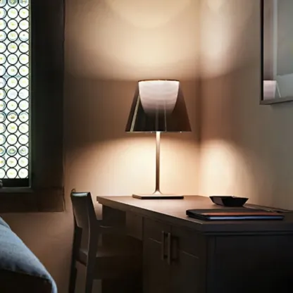 VelariShade Table Lamp