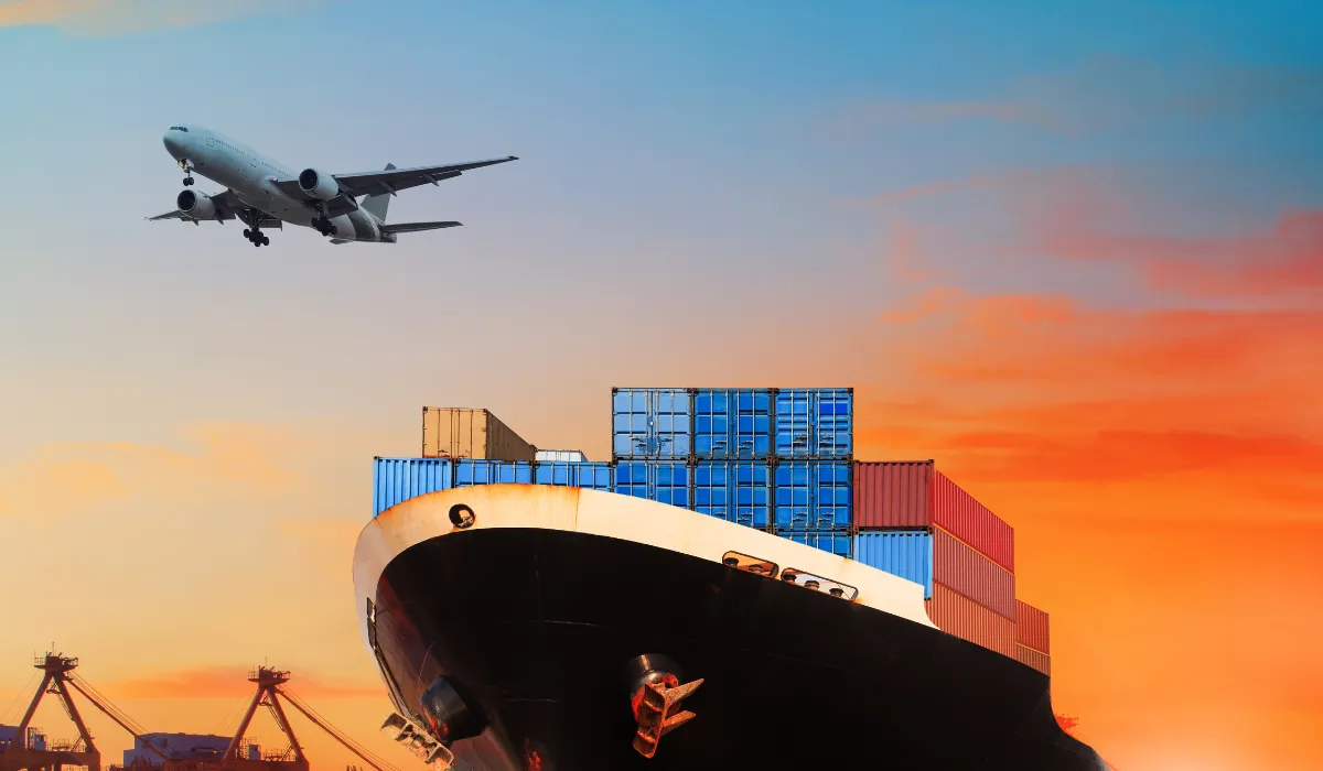 Light Makers can ship to the USA.