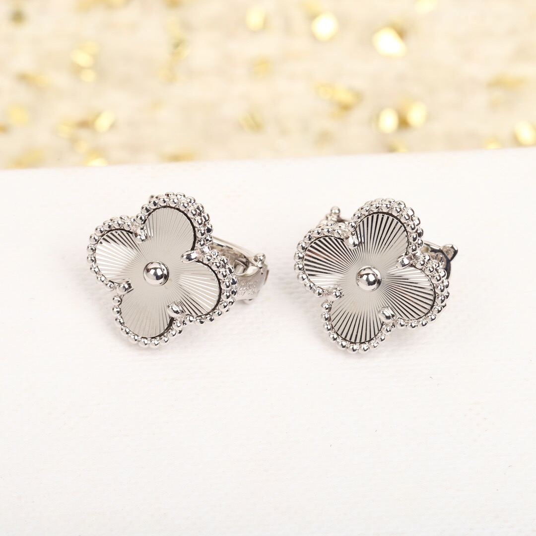 【ヴァンクリーフ】ピアス 0915-1-4