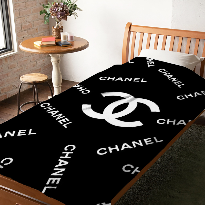 CHANEL タオルケット Chanel towel set |Chanel decor, Luxury towels|Luxurythrowblanket