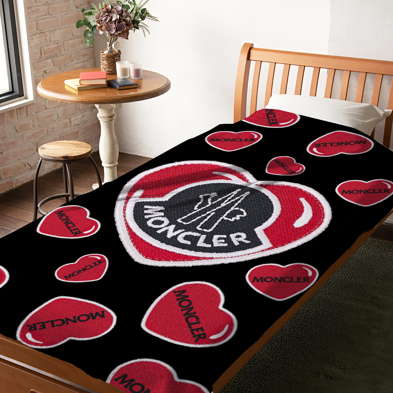 【限定価格】moncler モンクレール　タオル　ブランケット　blanket Moncler Home – Homeofld | レディーホーム