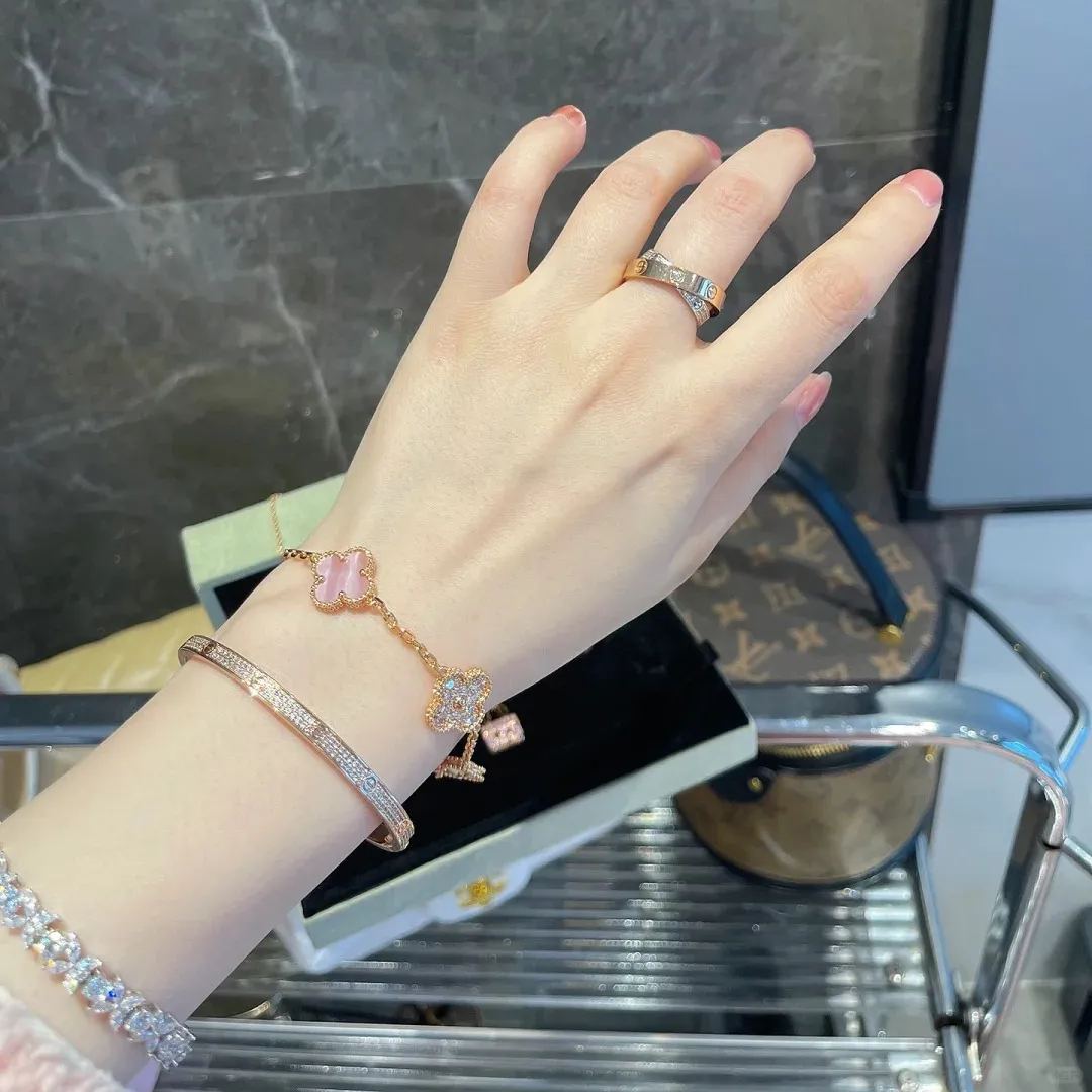 【ヴァンクリーフ】ブレスレット 1015-2-1