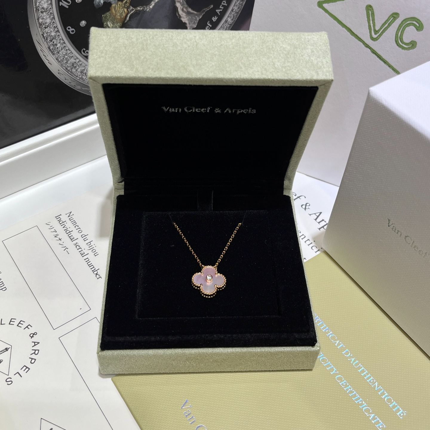 【ヴァンクリーフ】ホリデー限定2025 ネックレス・ペンダント 1029-1-1