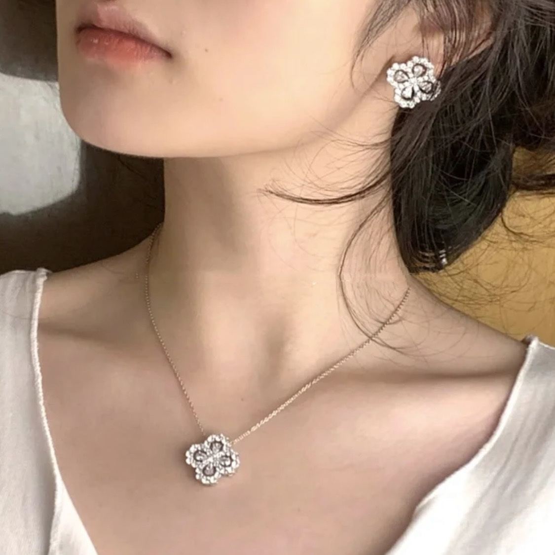 【ハリー・ウィンストン】ピアス251223-5