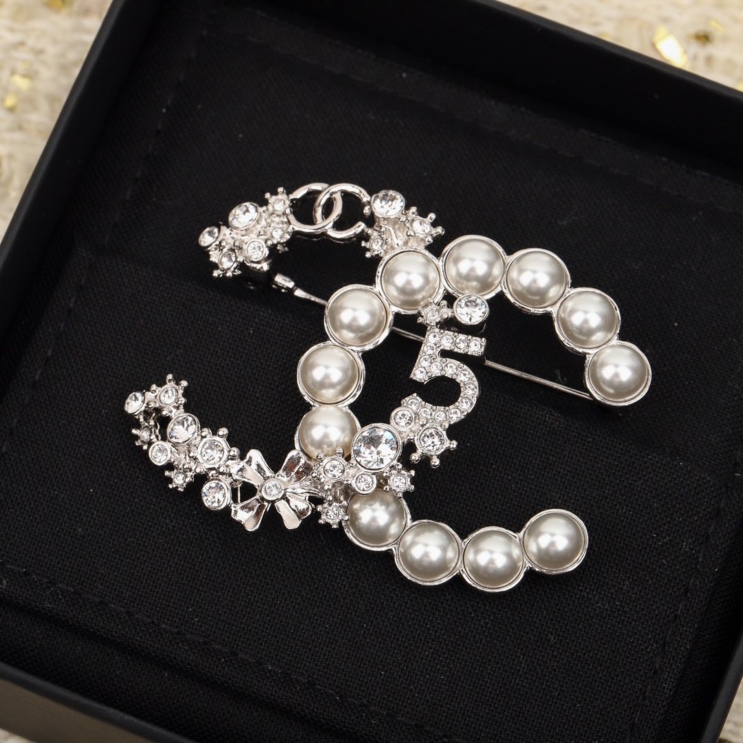 【シャネル】ブローチ・コサージュ 1021-1-4