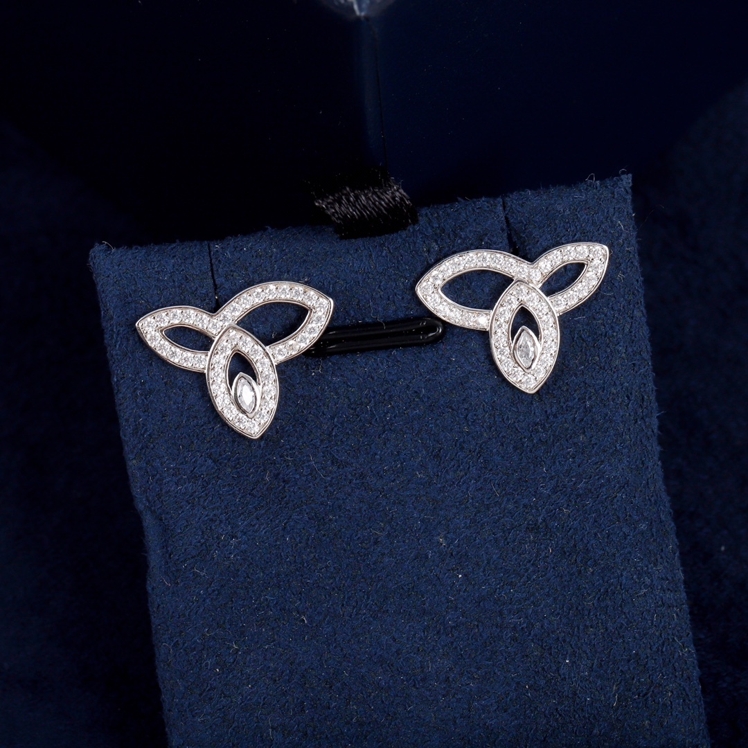 【ハリー・ウィンストン】ピアス   251223-6