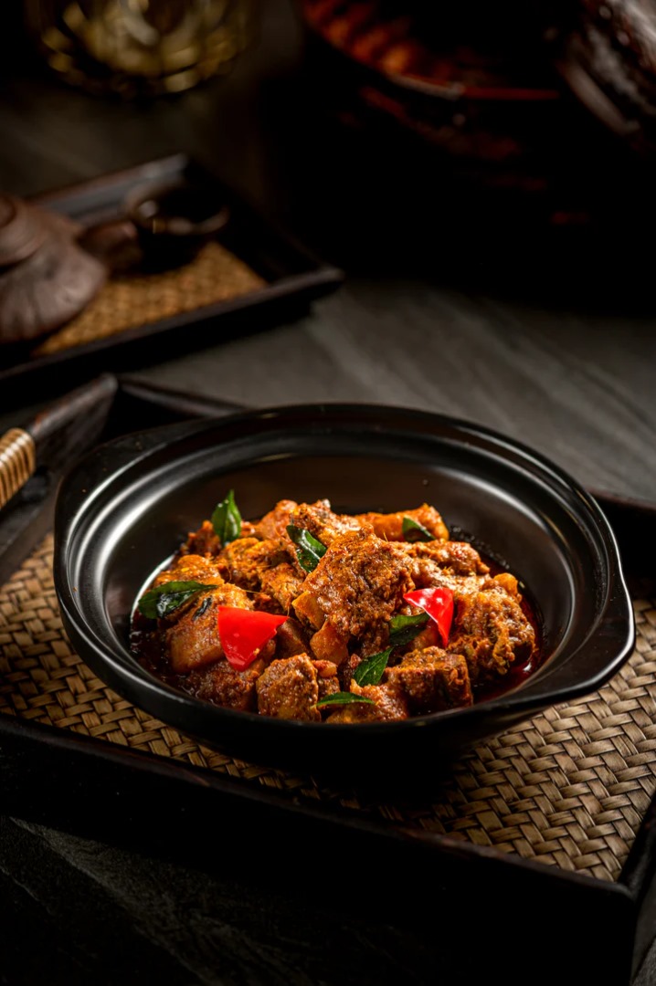 M54 - CURRY RIBS 咖喱排骨