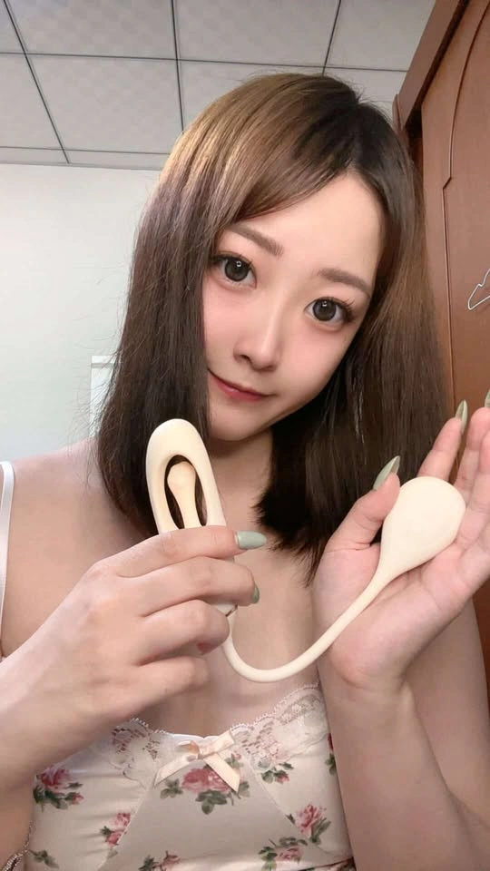 喵躍跳蛋與紅人合照1