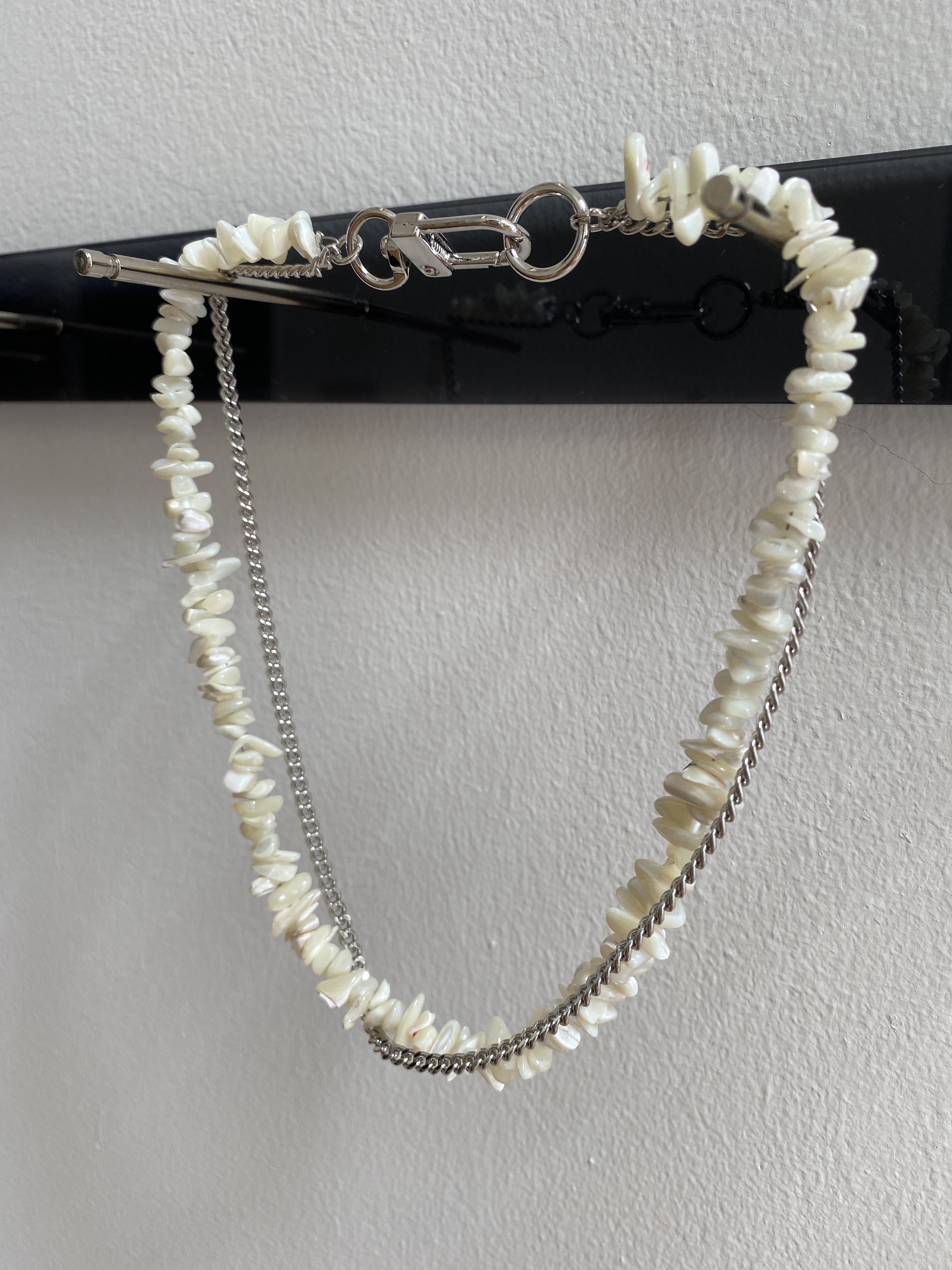 2layered chains with freshwater flat pearl necklace
