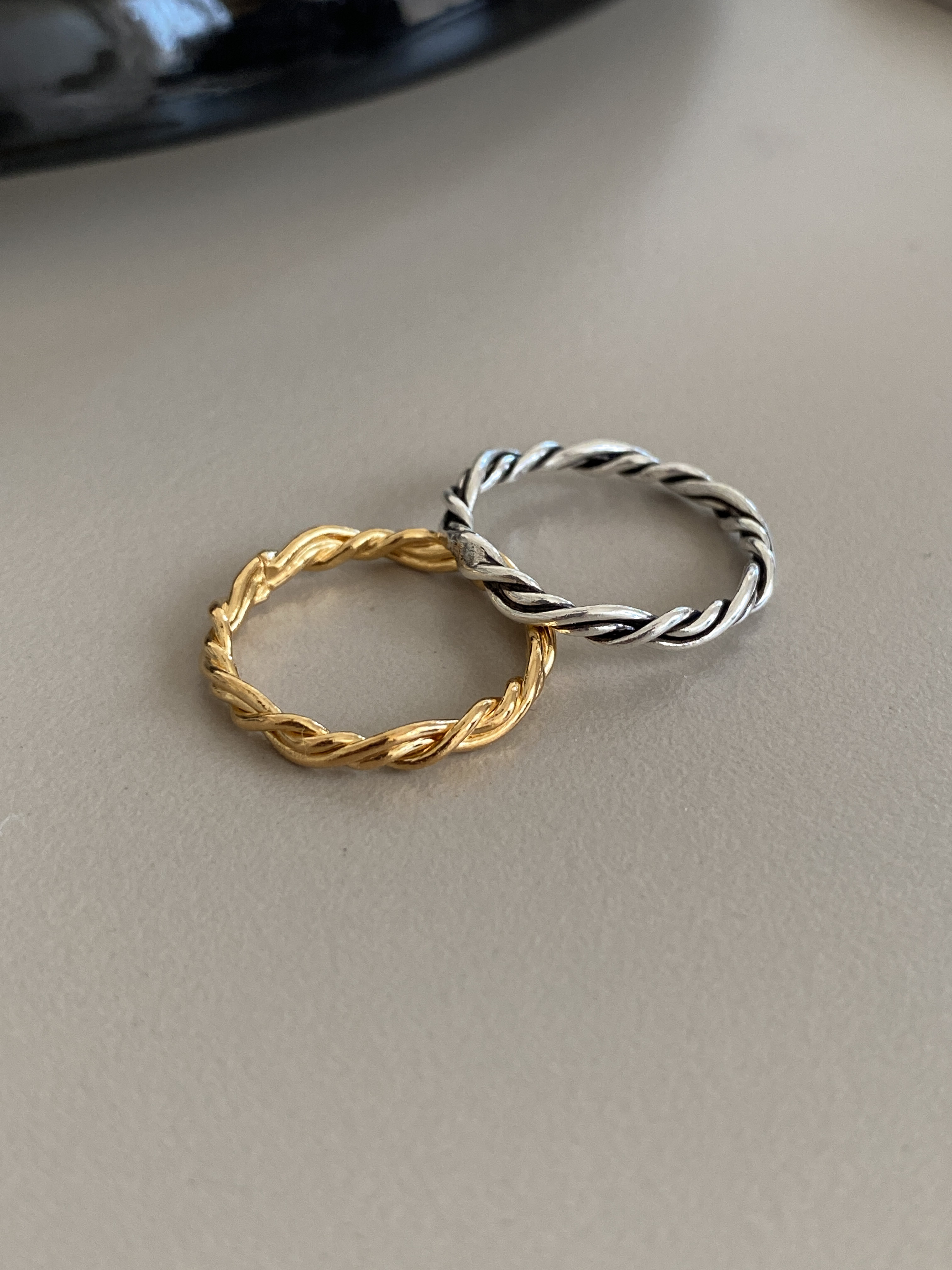 Twisted Simple Ring