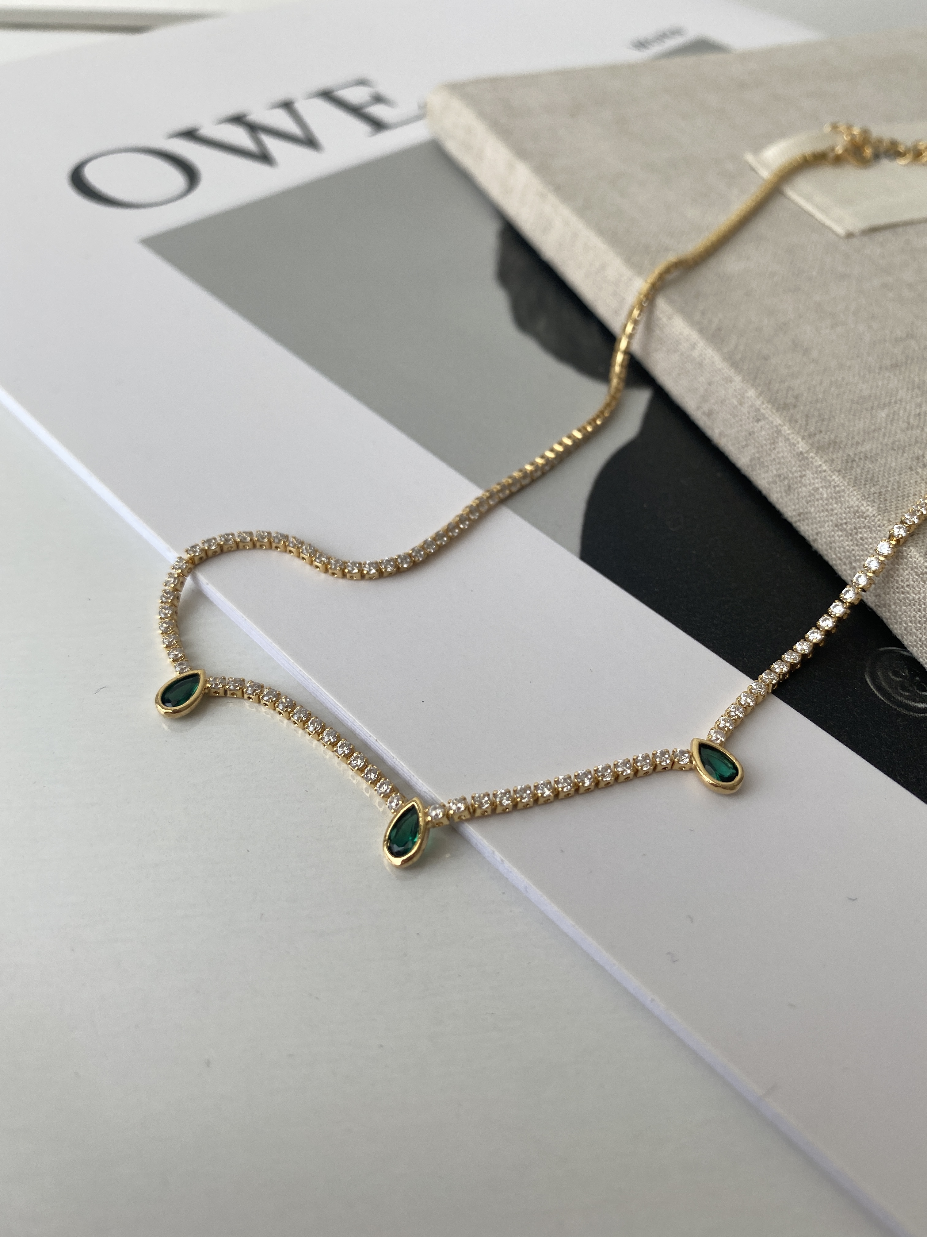 s925 gold, full swarovski stones, 3 teardrop green onyx stones necklace