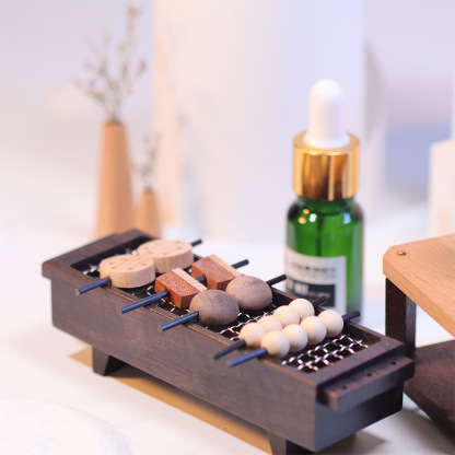 深夜食堂精油擴香器 香薰香氛桌上檀木擺飾