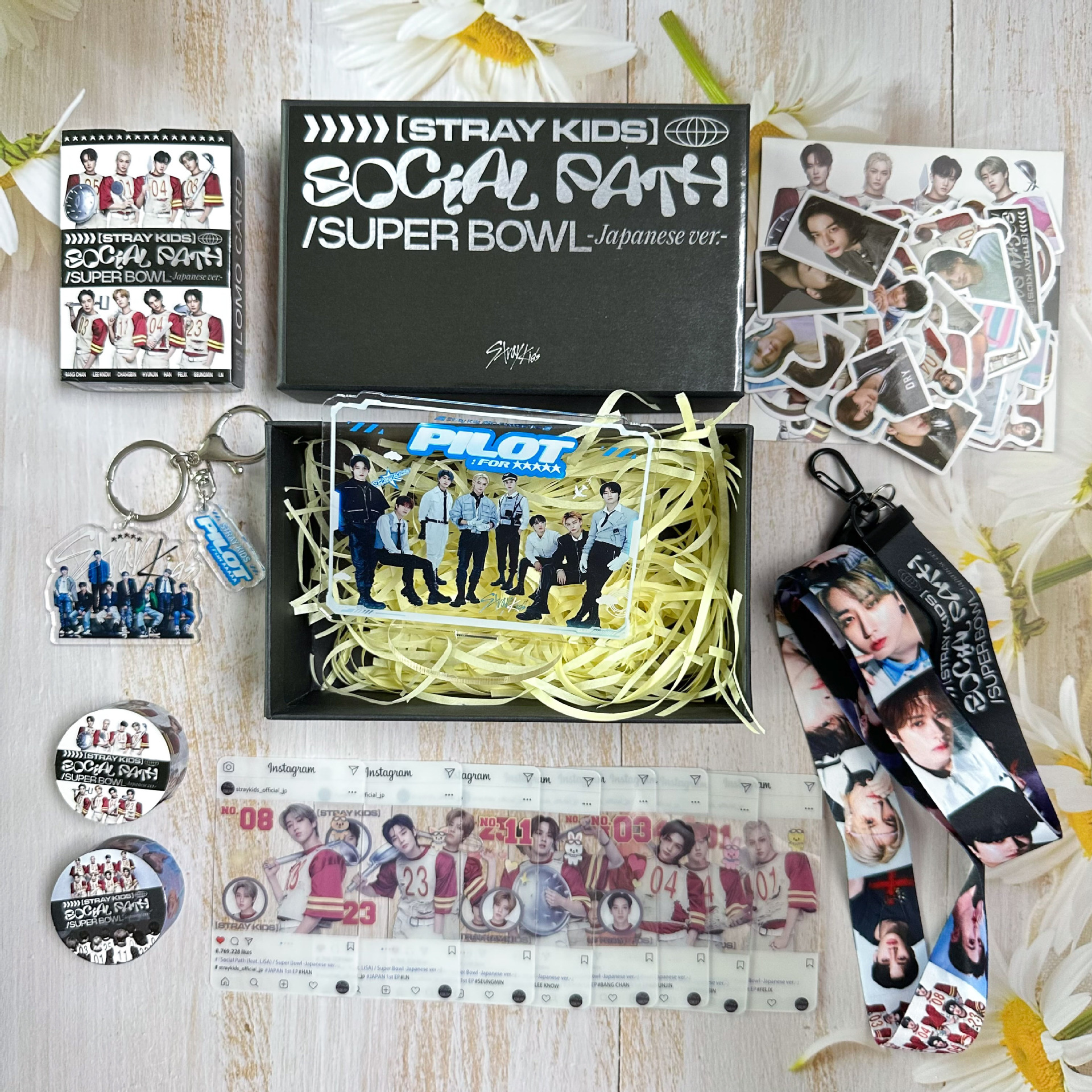 Stray Kids 專輯 SOCIAL PATH 週邊禮盒套組